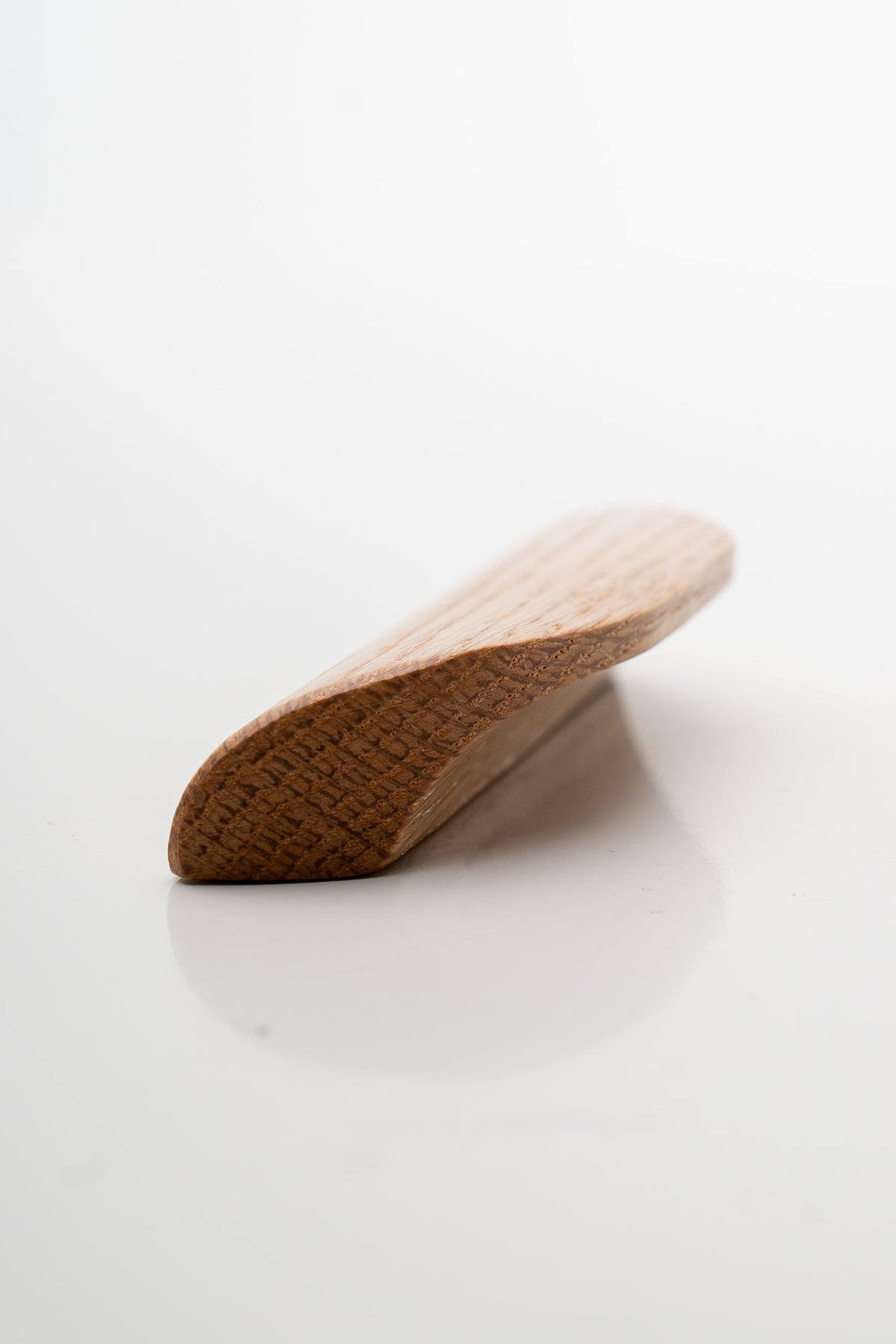 Ookami Studio timber pull fitted to a wardrobe door