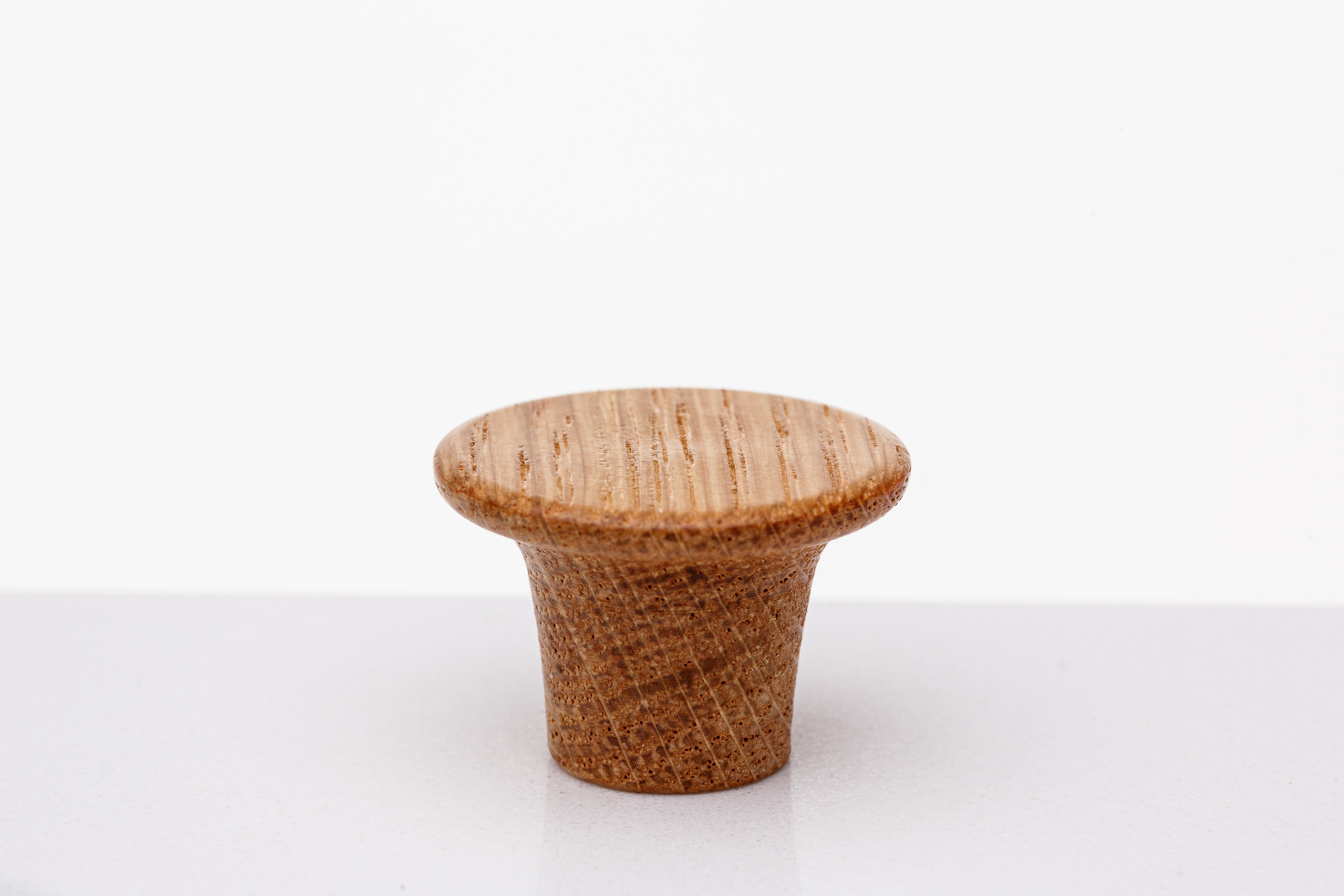 OK.3 Timber Knob – Oak