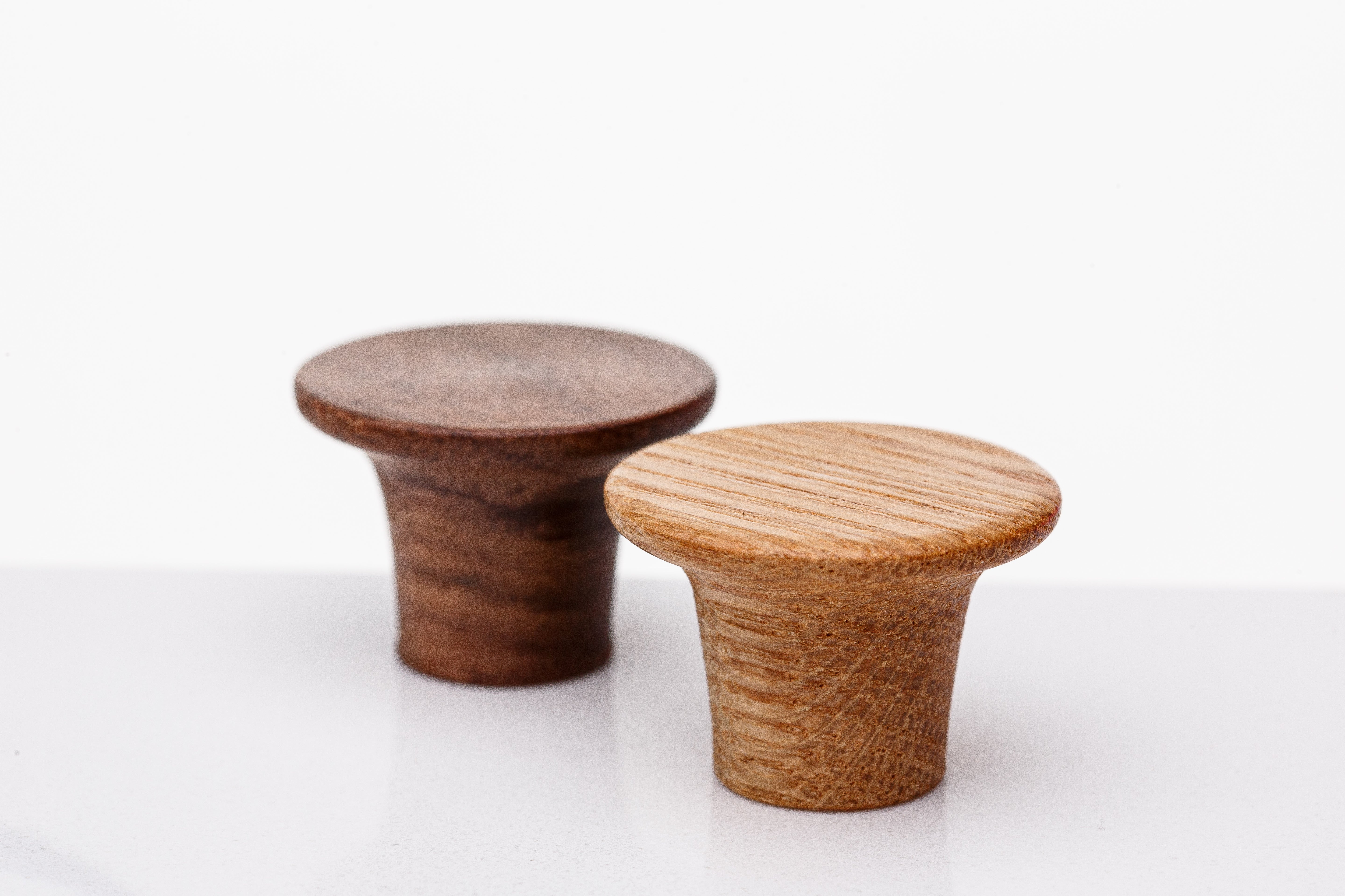 OK.3 Wooden Knob – Walnut