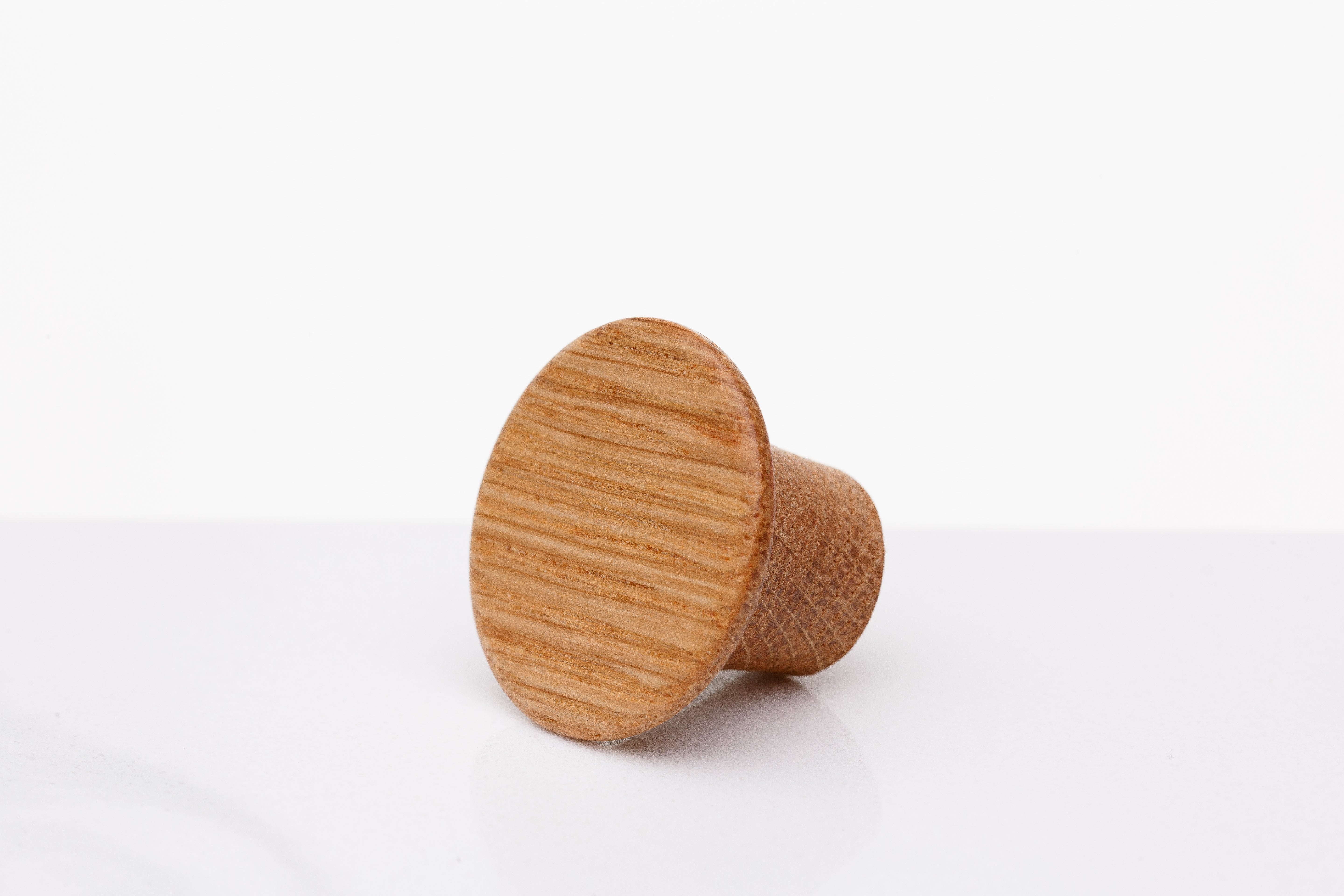 OK.3 Timber Knob – Oak