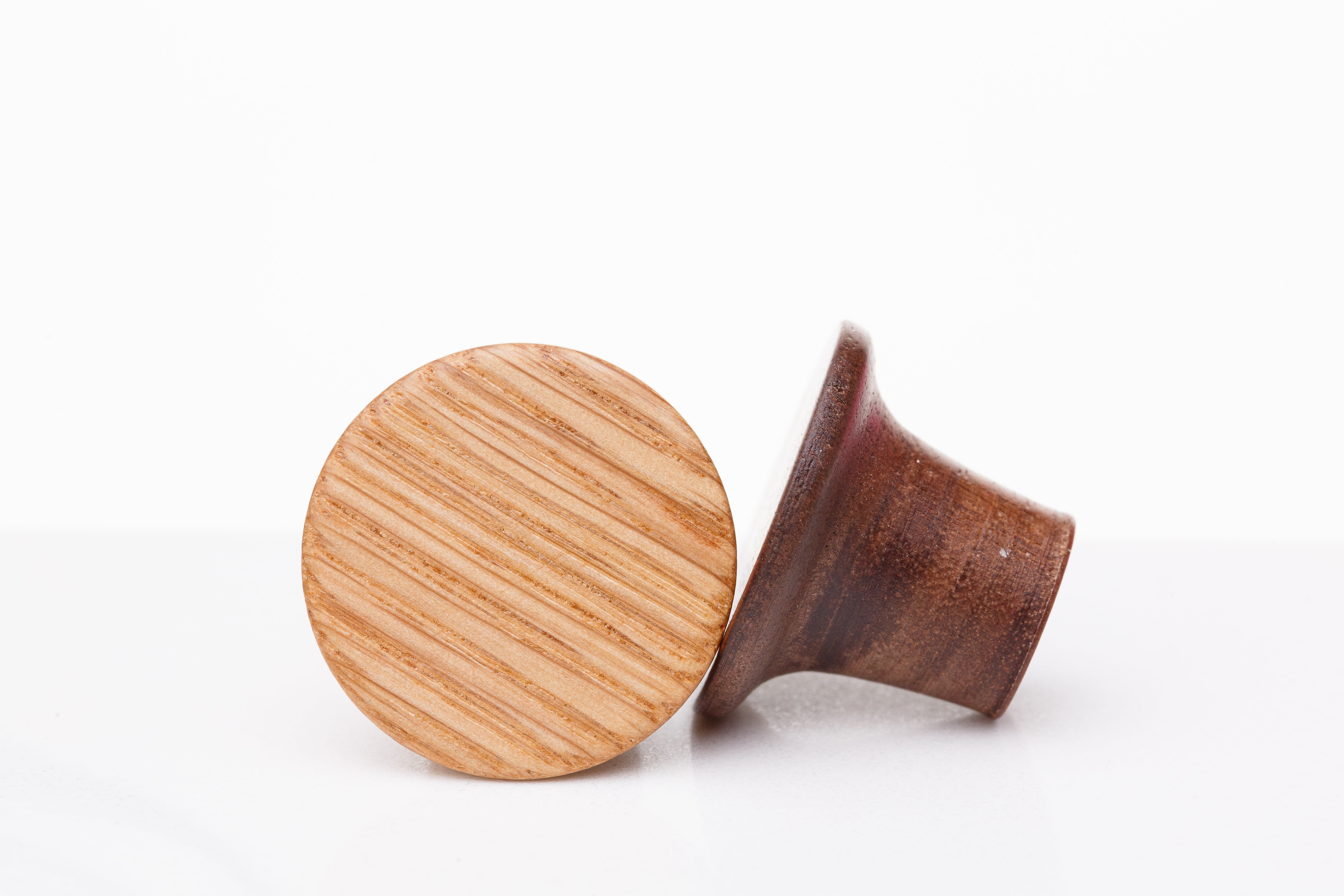 OK.3 Wooden Knob – Walnut